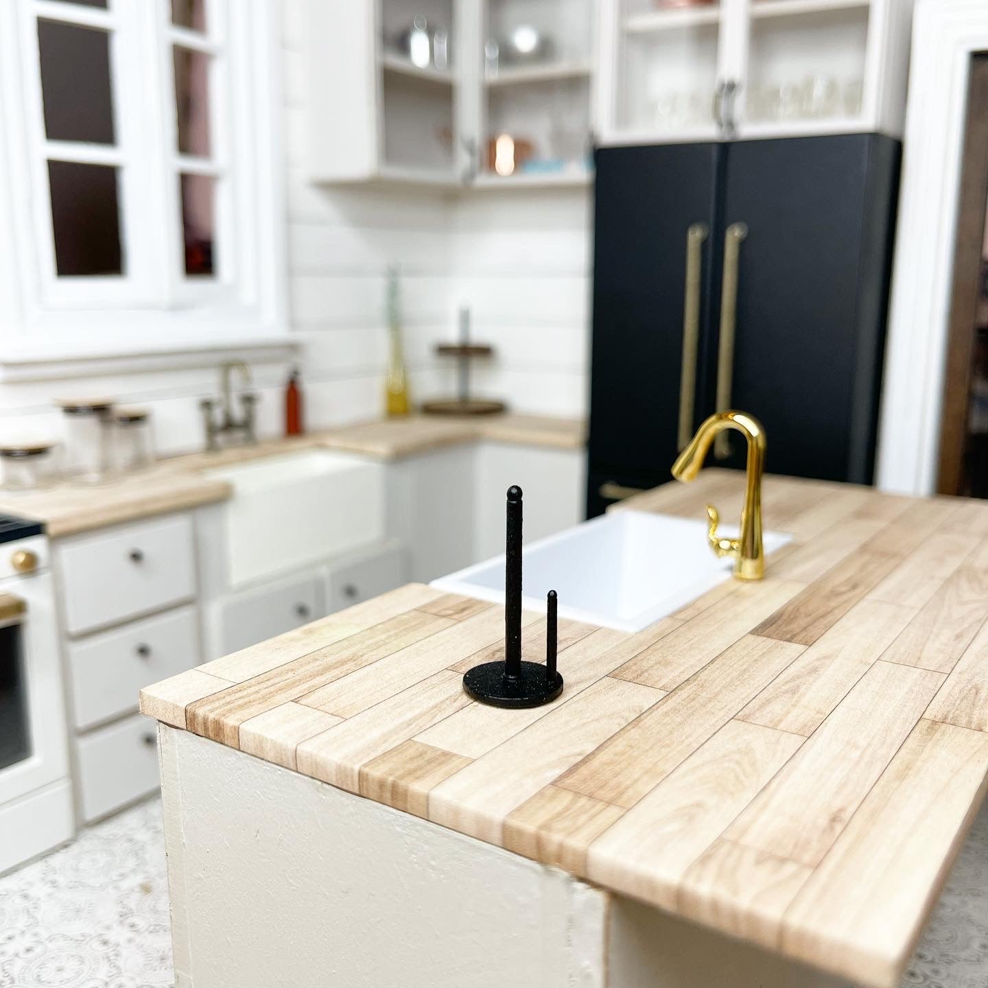 Paper Towel Holder