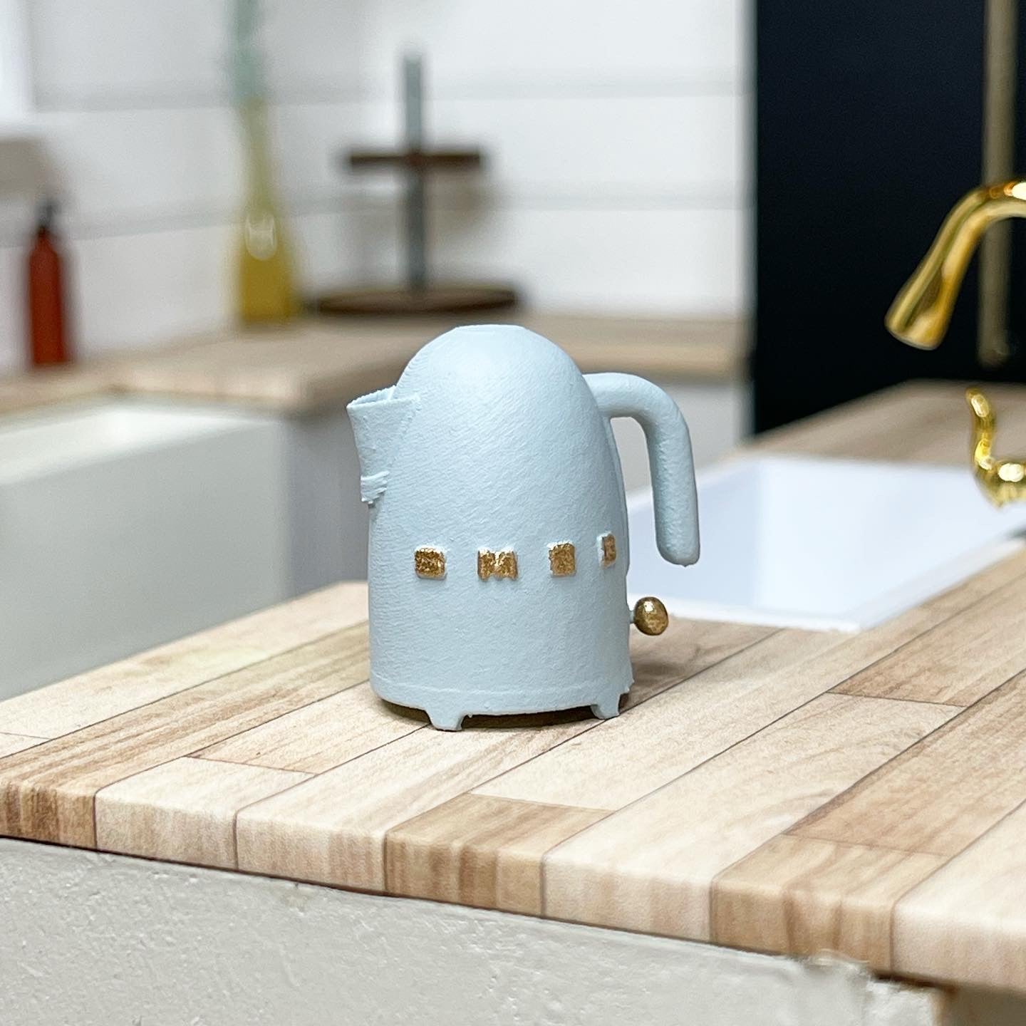 Blue & Gold Kettle