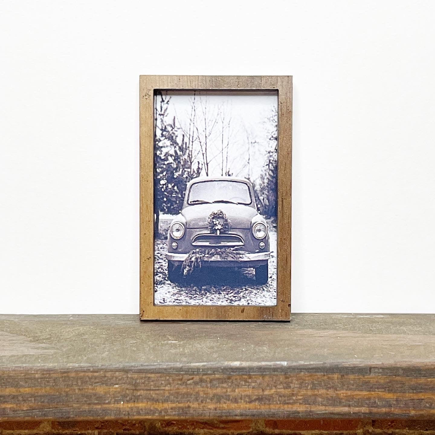 Wreath Truck Wall Art