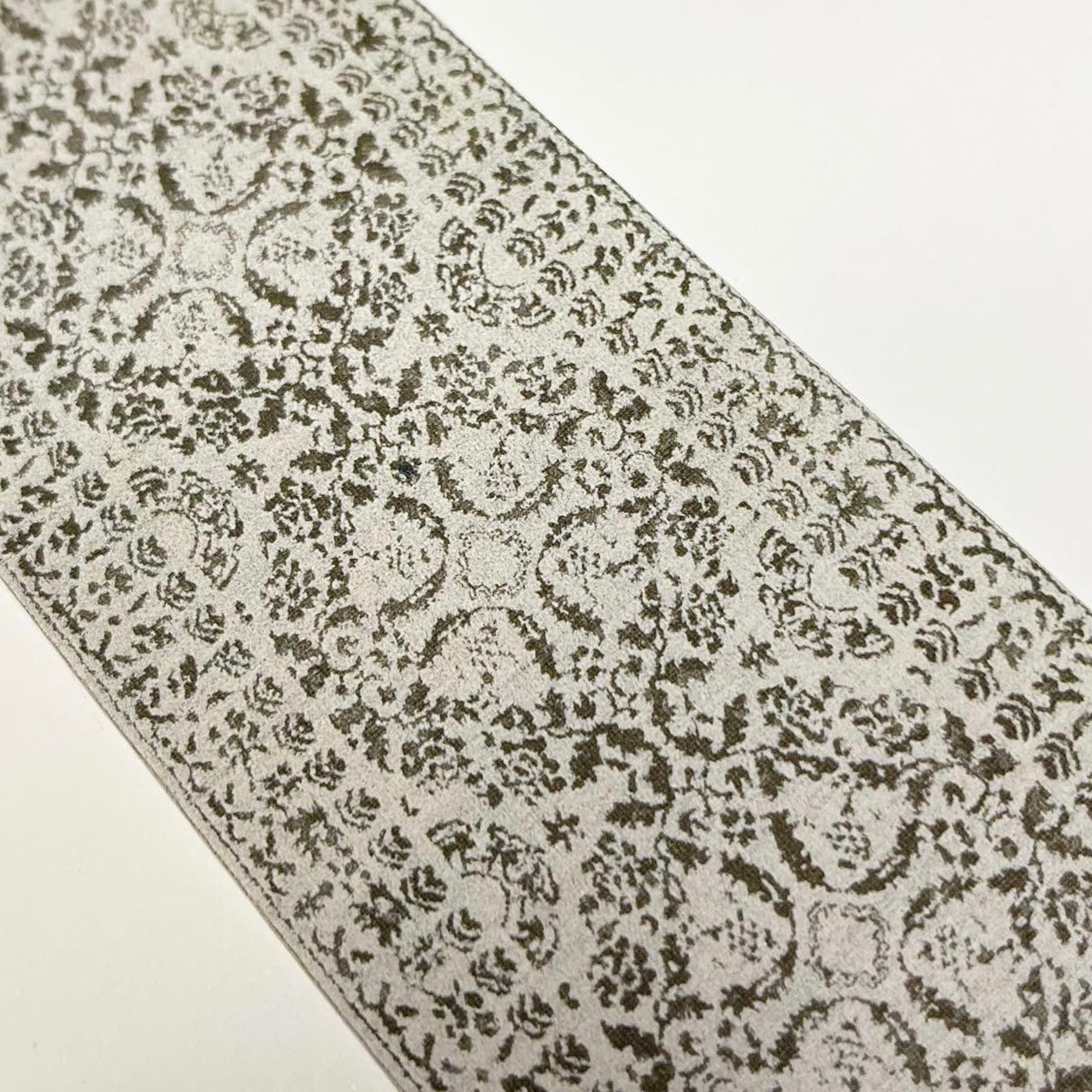 Pewter Medallion Rug or Runner