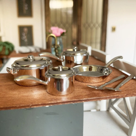 Silver Cookware Set