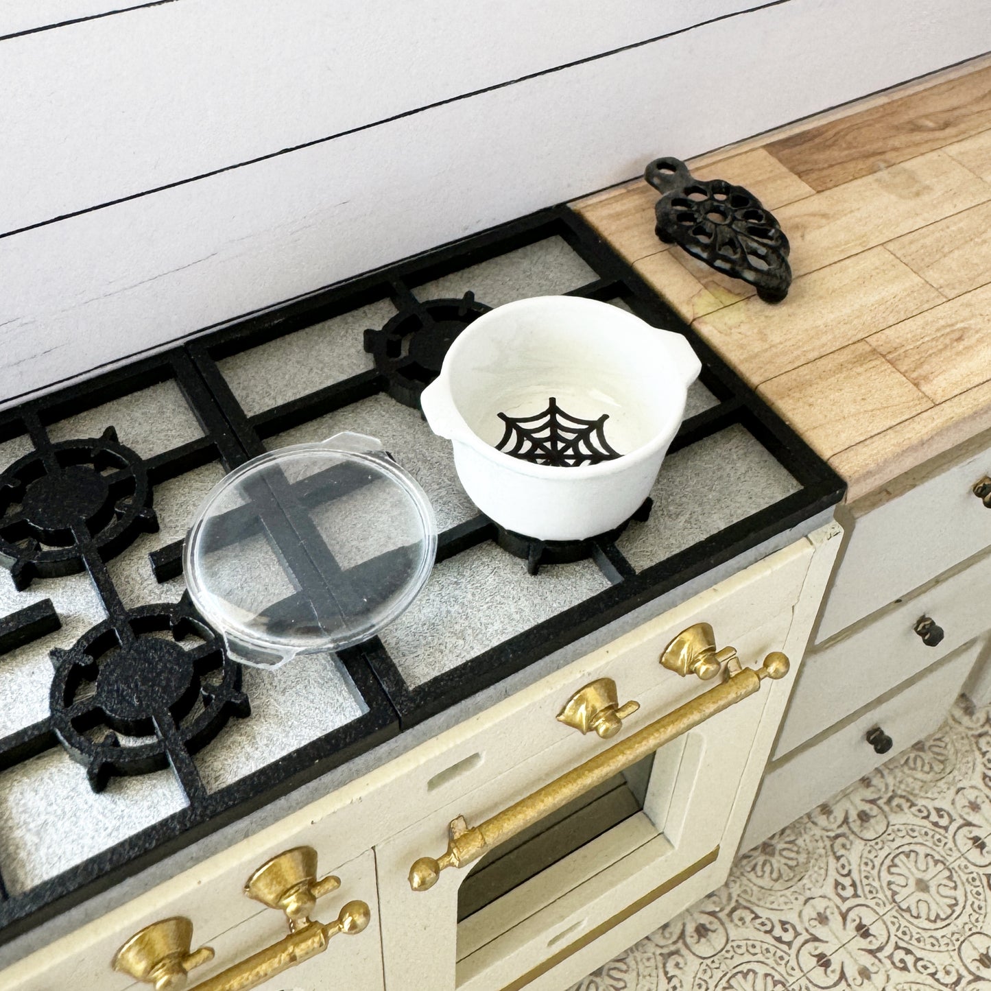 Spider Web Baking Dish