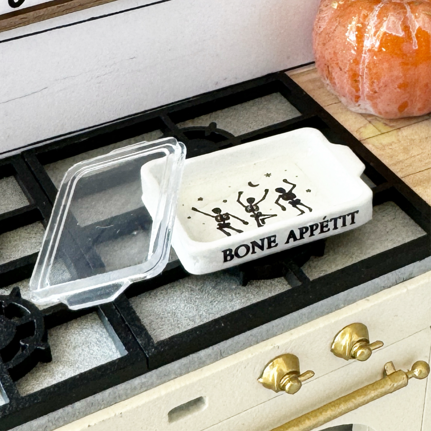 Bone Appetite Baking Dish
