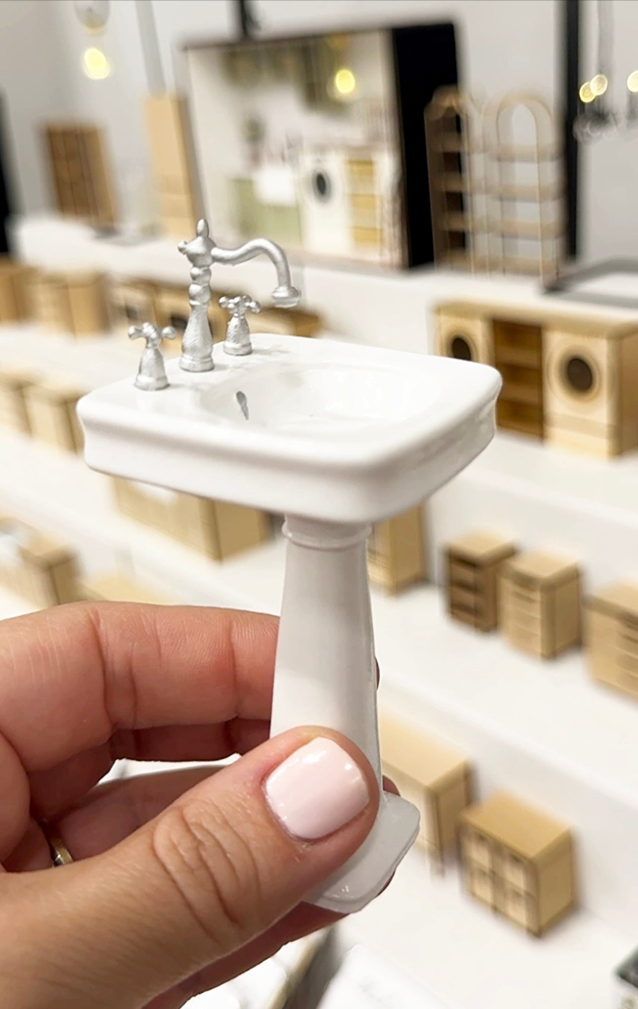 Pedestal Sink