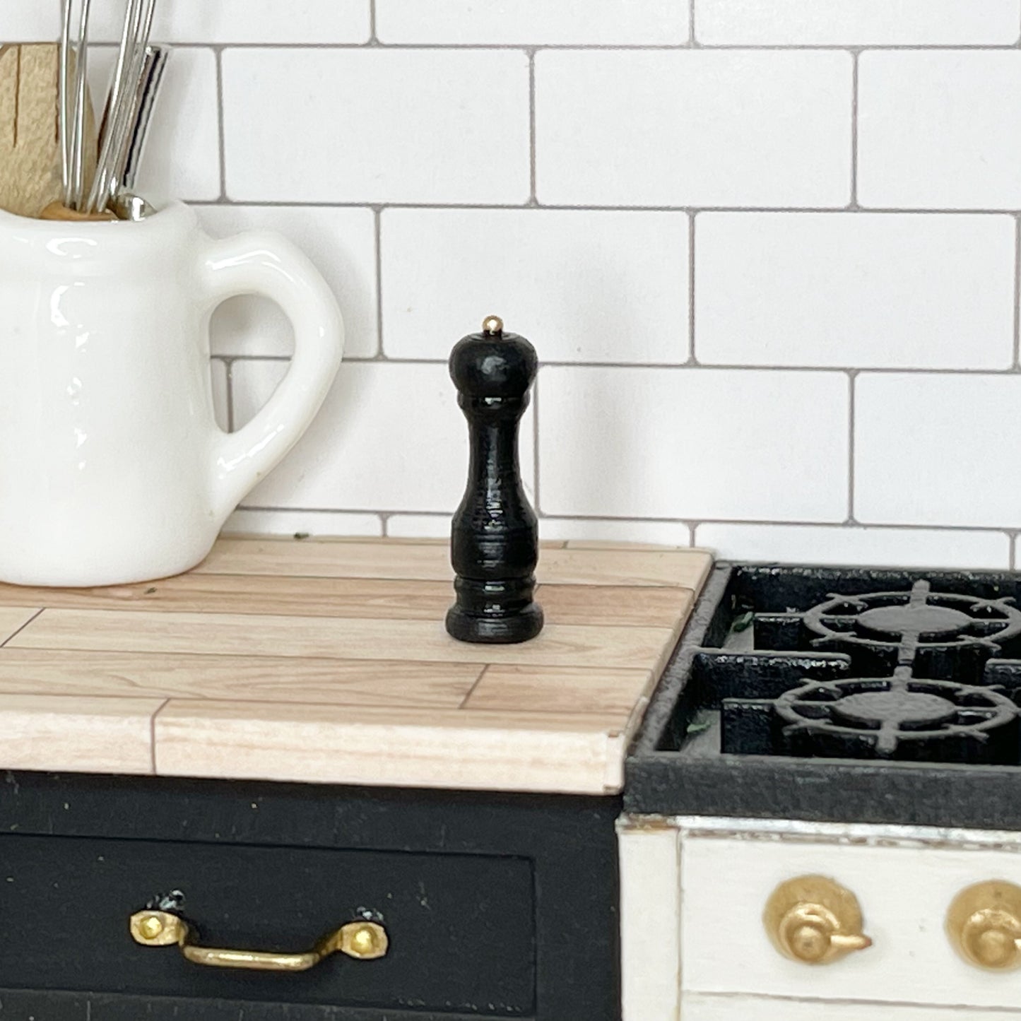 Pepper Grinder Black