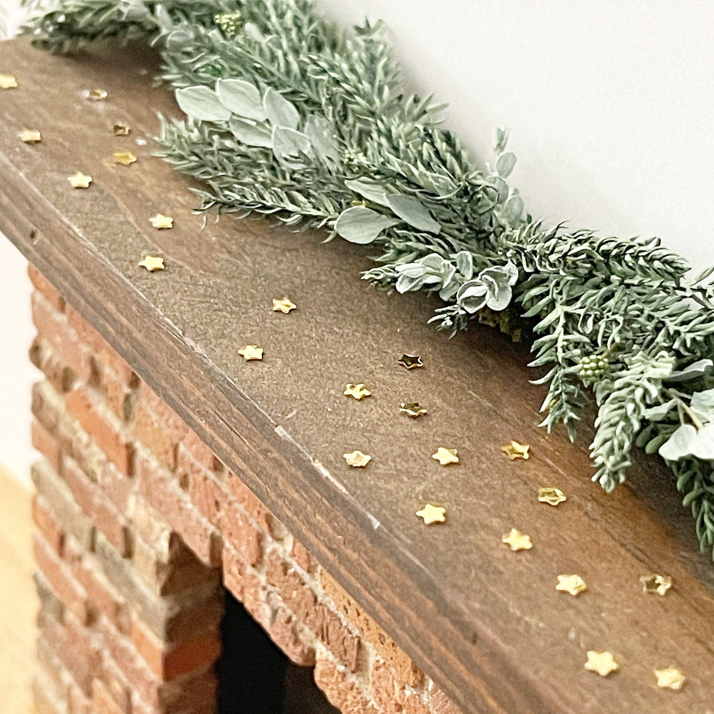 Gold Star Confetti