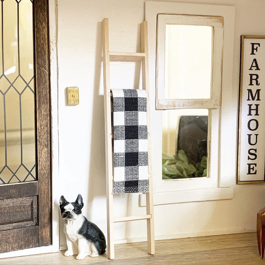 Miniature Dollhouse Ladder - 1:12 Scale (Blanket Not Included)