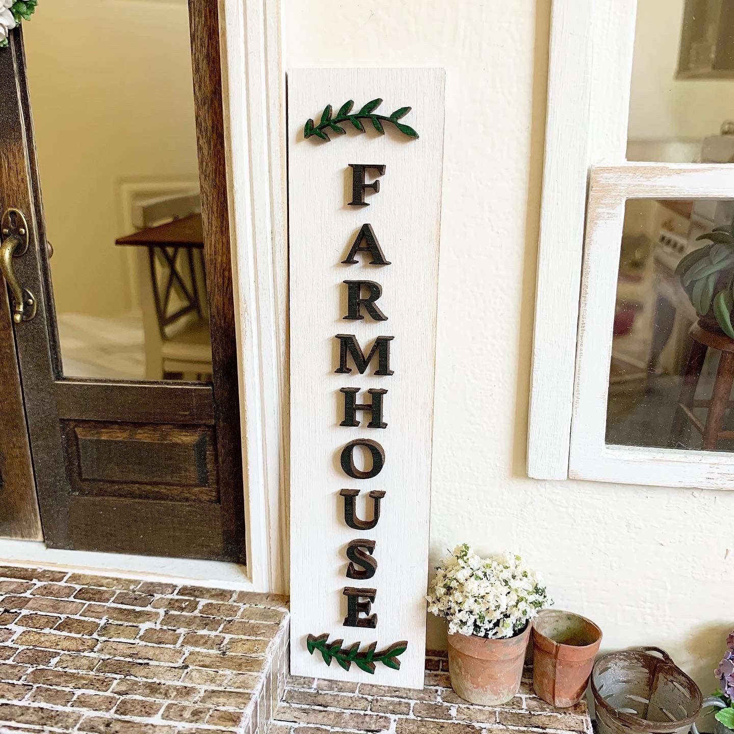 Farmhouse Porch Décor