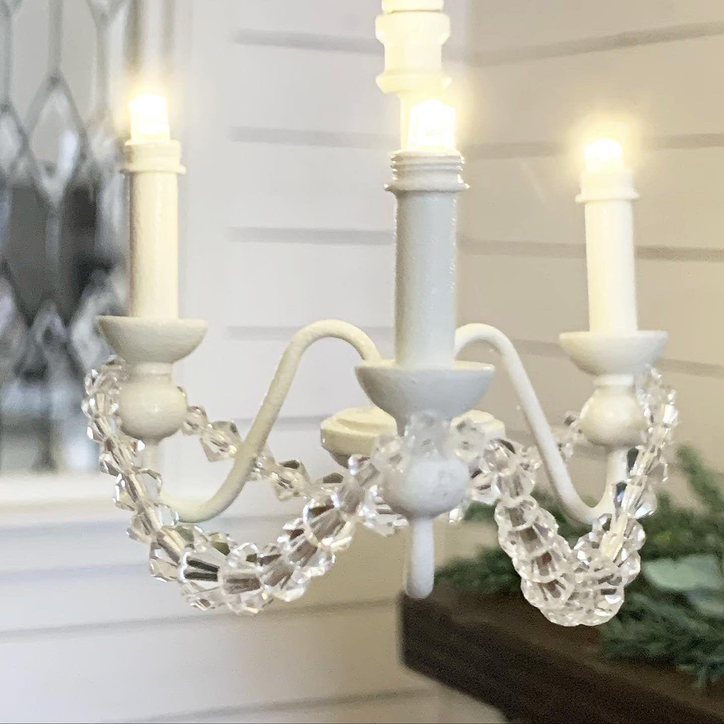 Chandelier, Battery Operated