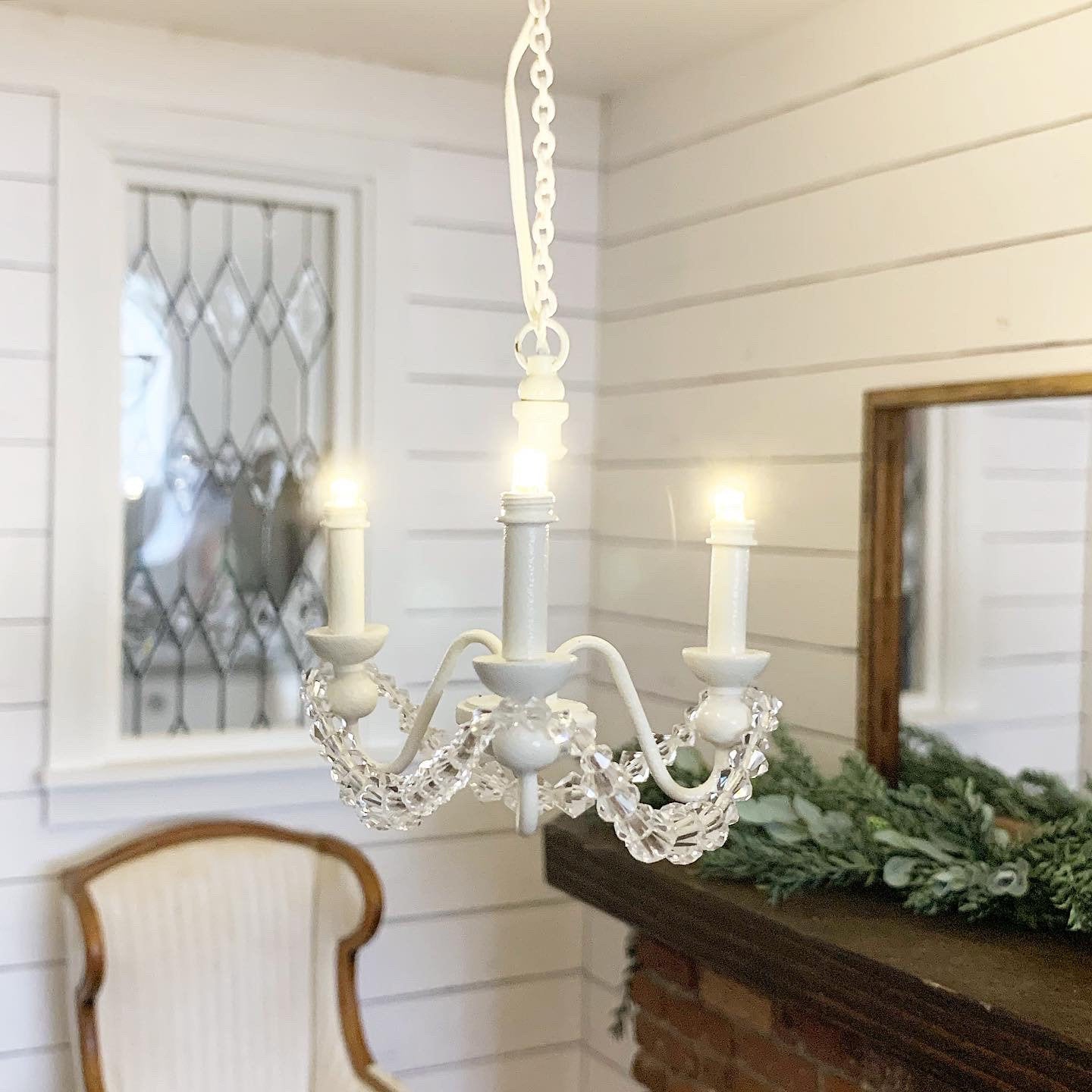 Chandelier, Battery Operated