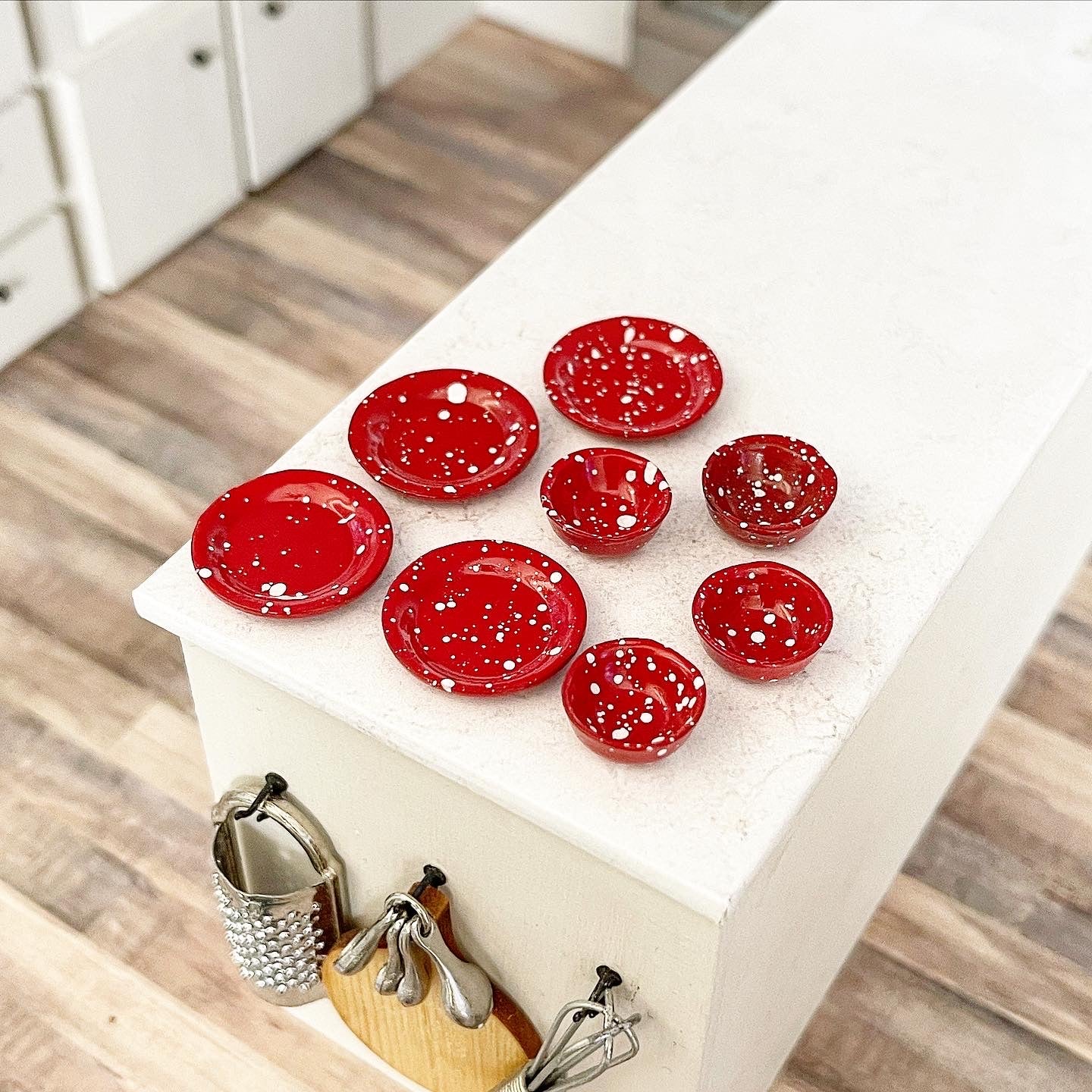 Red Speckle Plate and Bowl Set