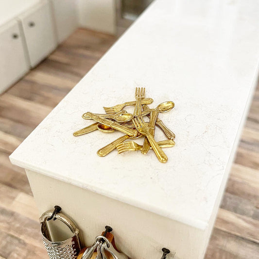 Silverware Setting (2 Finishes Available)