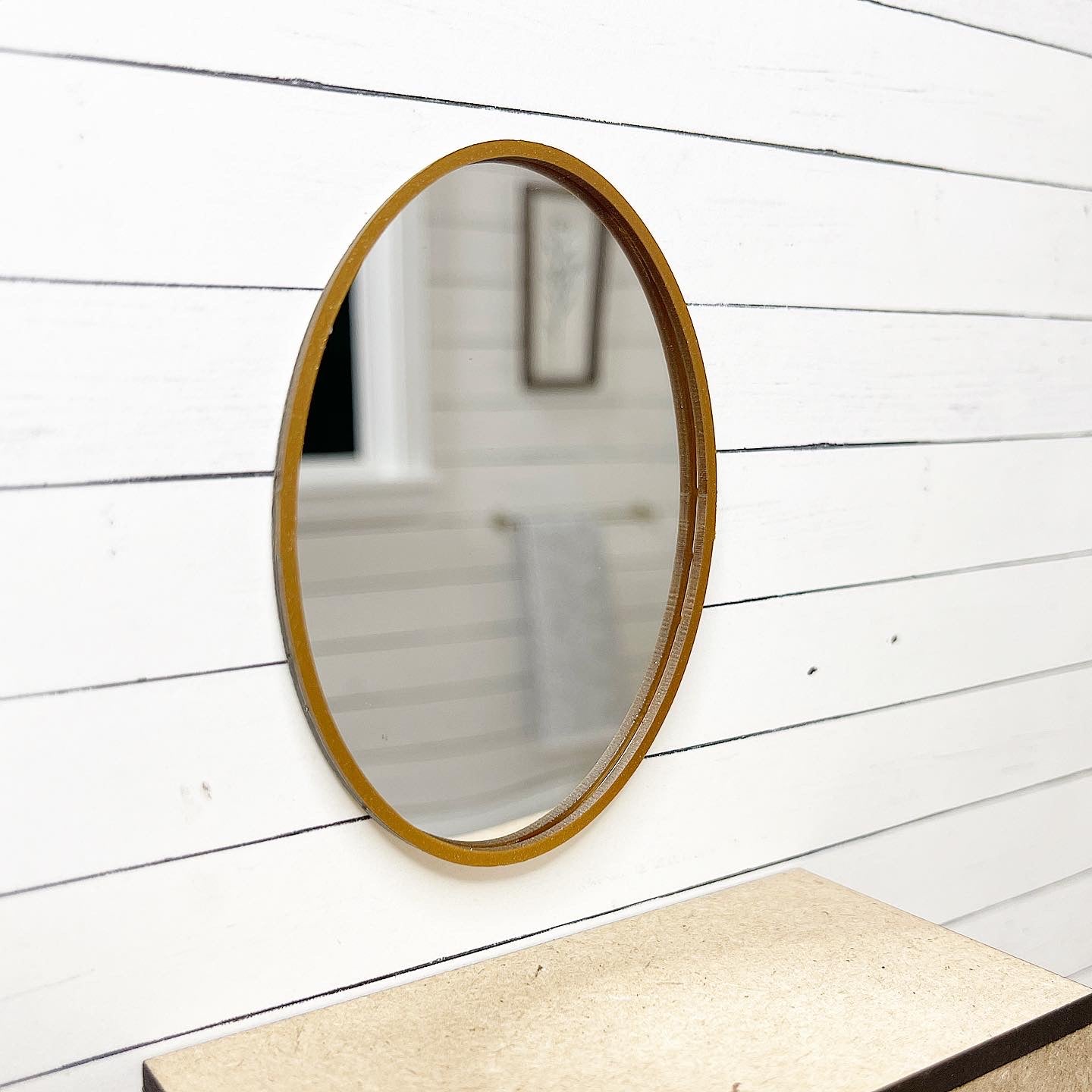 Oval Mirror - Gold