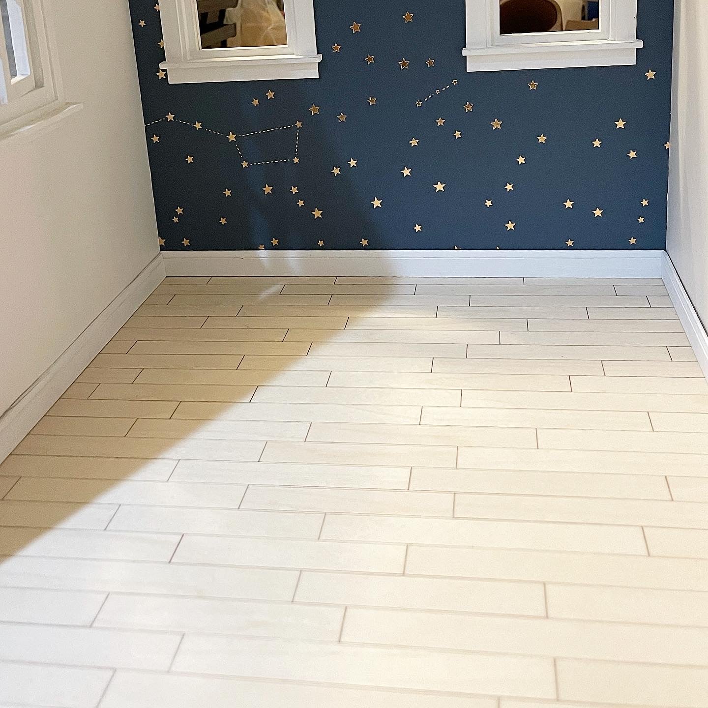 Peel and Stick Wood Flooring