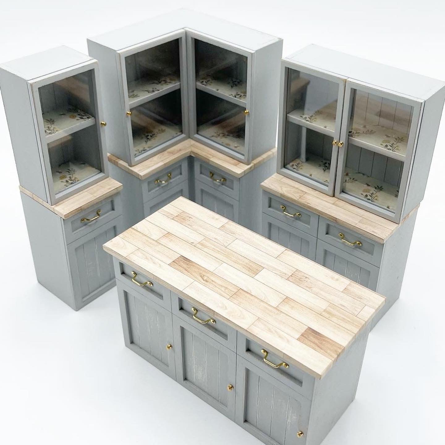 Corner Upper Cabinet, Farmhouse