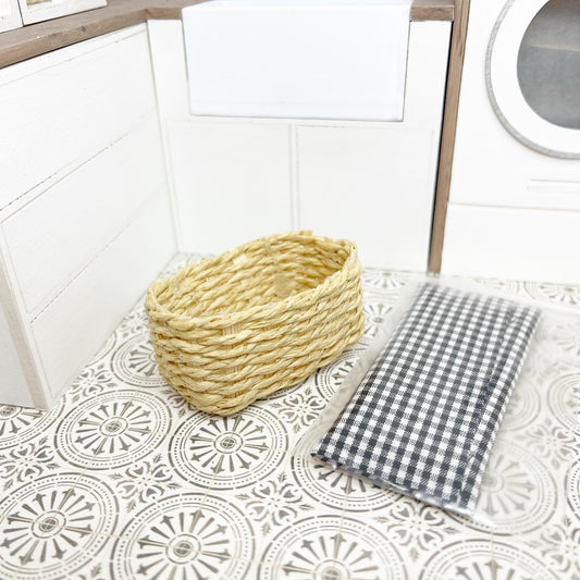Laundry Basket with Linens
