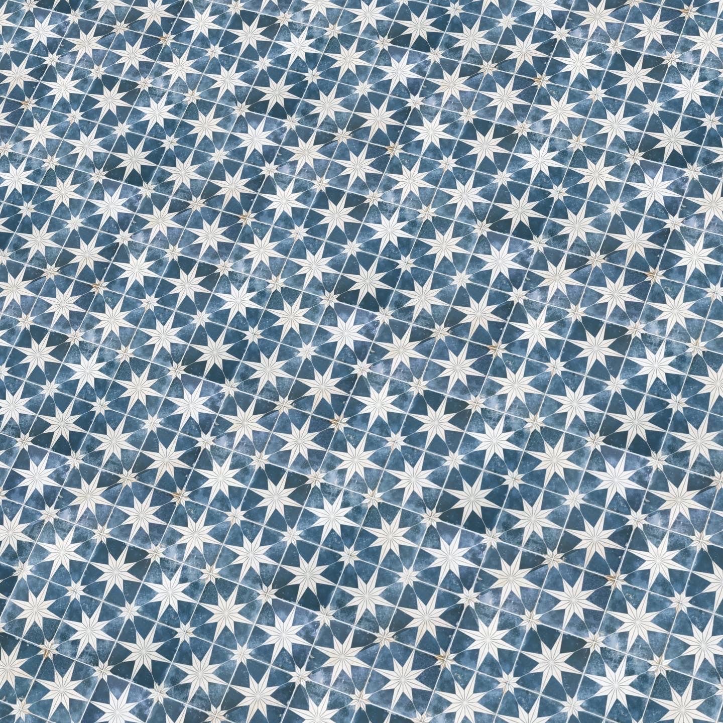 Blue and White Star Paper Tile